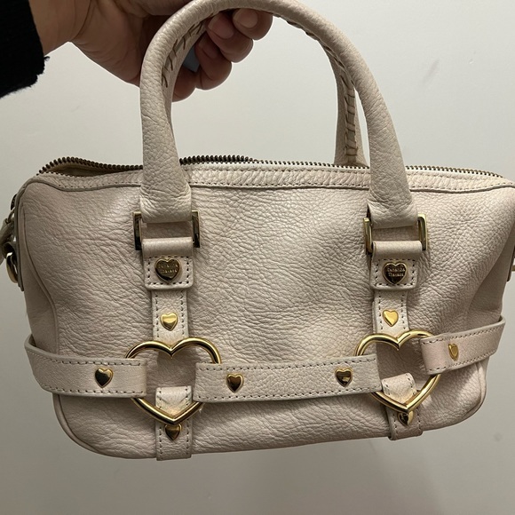 Authentic Samantha Thavasa - Picture 1 of 7